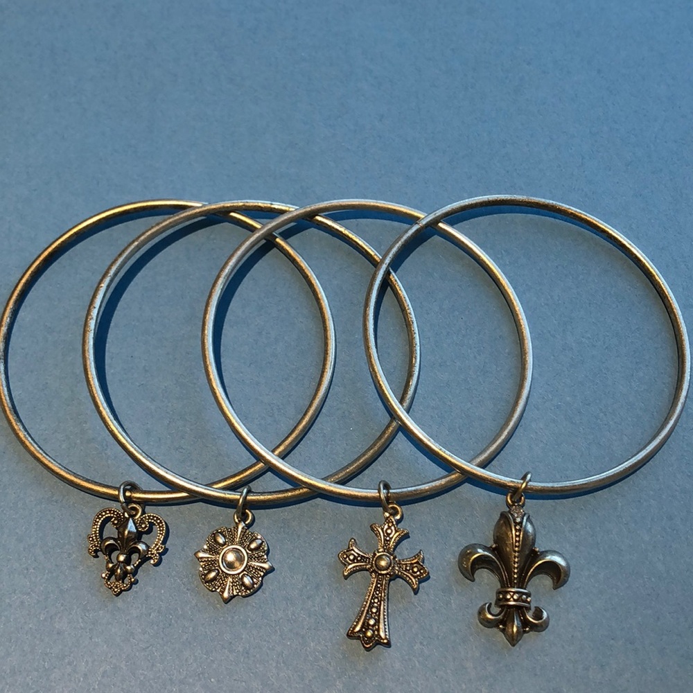 ⭐️Bangles⭐️